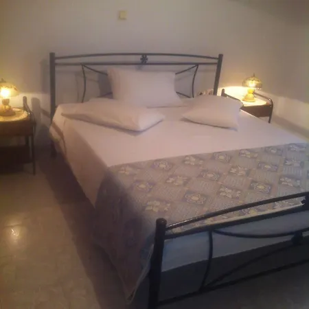Hotel Stegna Ilion 3*